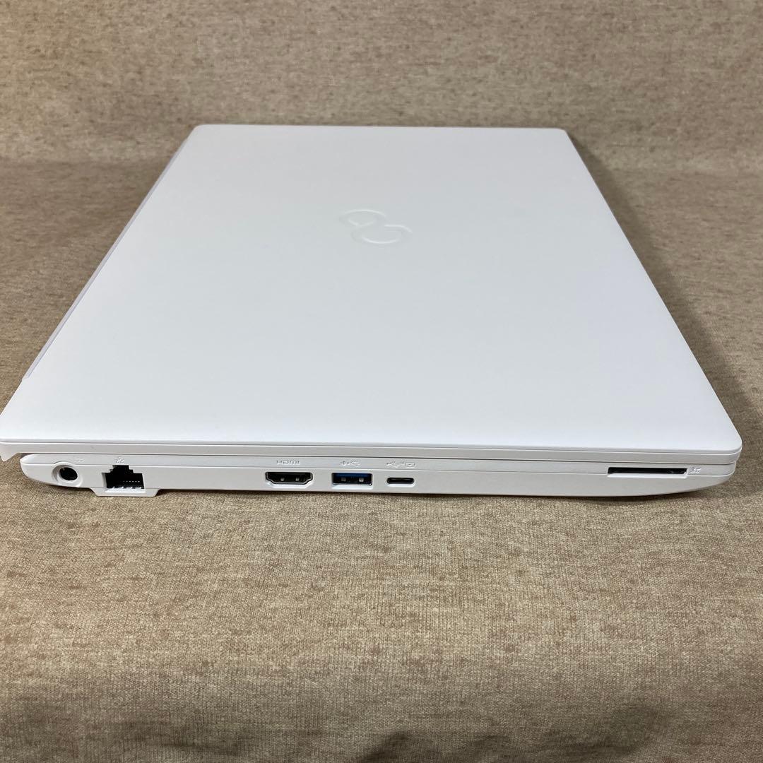 ノートPC FMV3515H1W FUJITSU