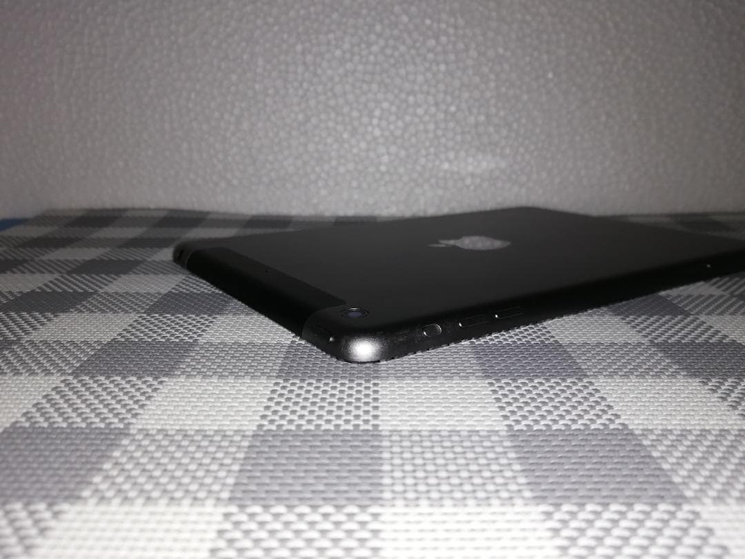 【大容量】iPAD mini2 128GB ME836J/A WiFi+セルラー