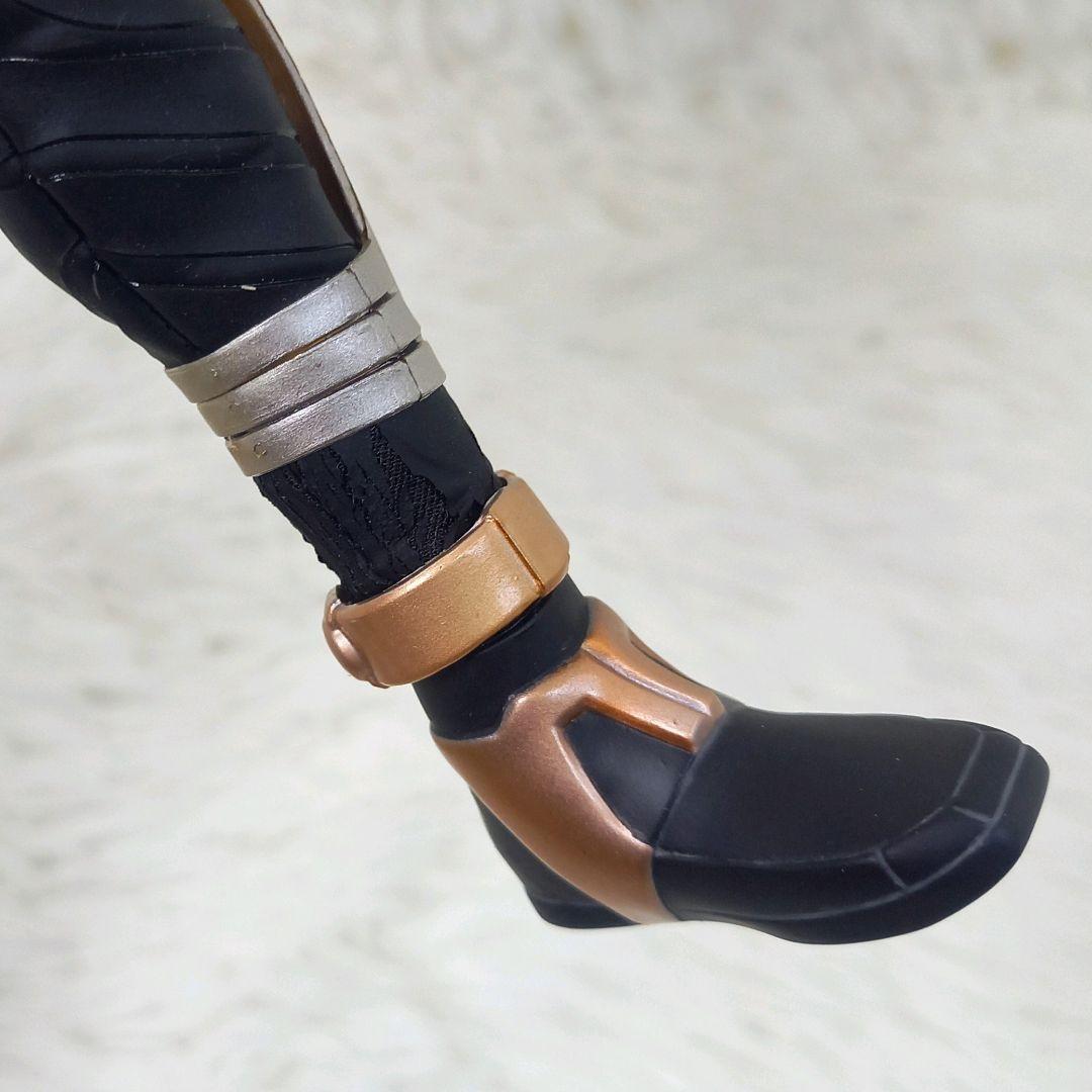 RAH DX 556 仮面ライダーザビー ライダーフォーム メディコムトイ