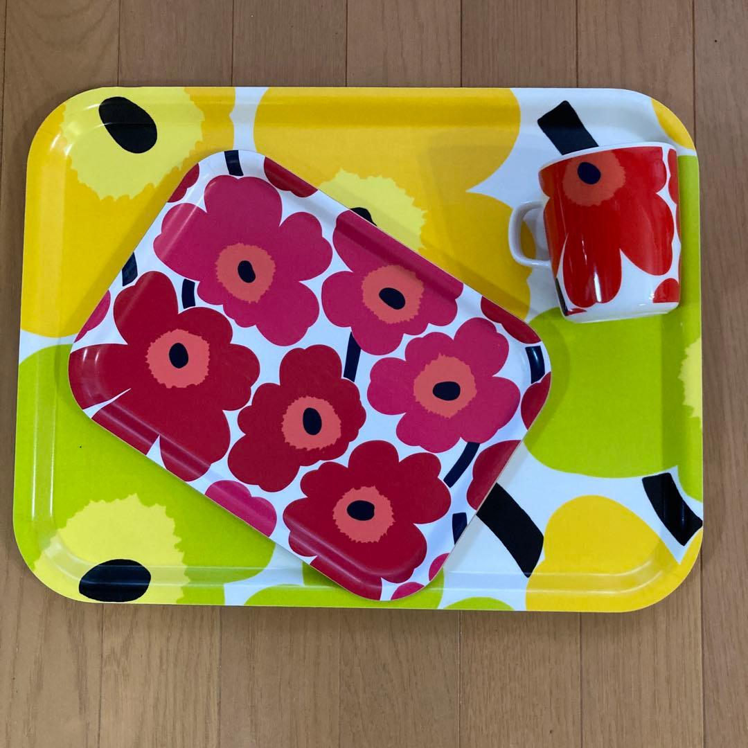 marimekkoマリメッコ　大きなトレイ　黄色ウニッコ②　インテリア　北欧