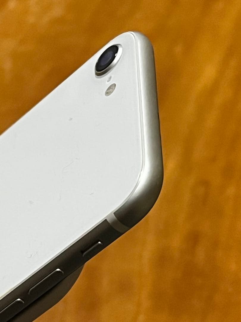 Apple iPhone SE (第2世代) 本体64gb美品