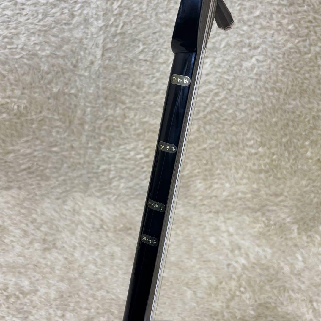 【極美品】沖縄 三線 人工革 蛇 ヘビ 工四合 ソフトケース付き 付属品多数