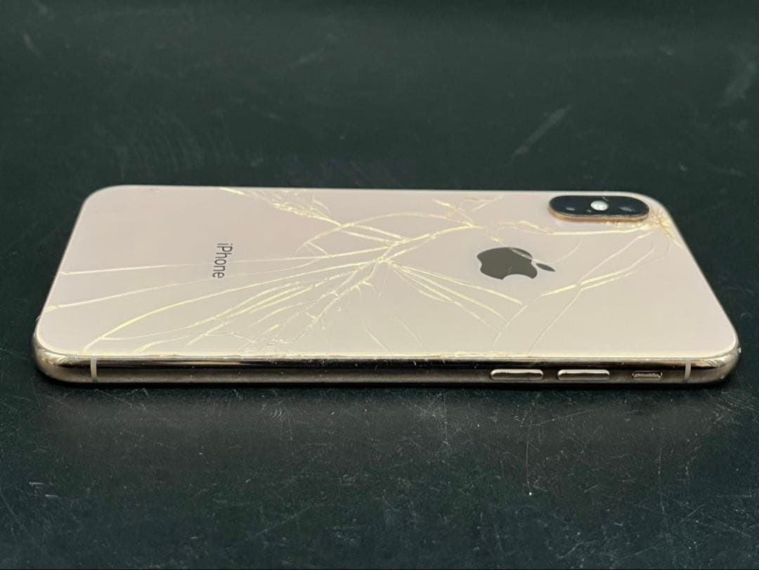 ◇iPhone Xs MTAY2J/A 64GB バッテリー最大容量100%