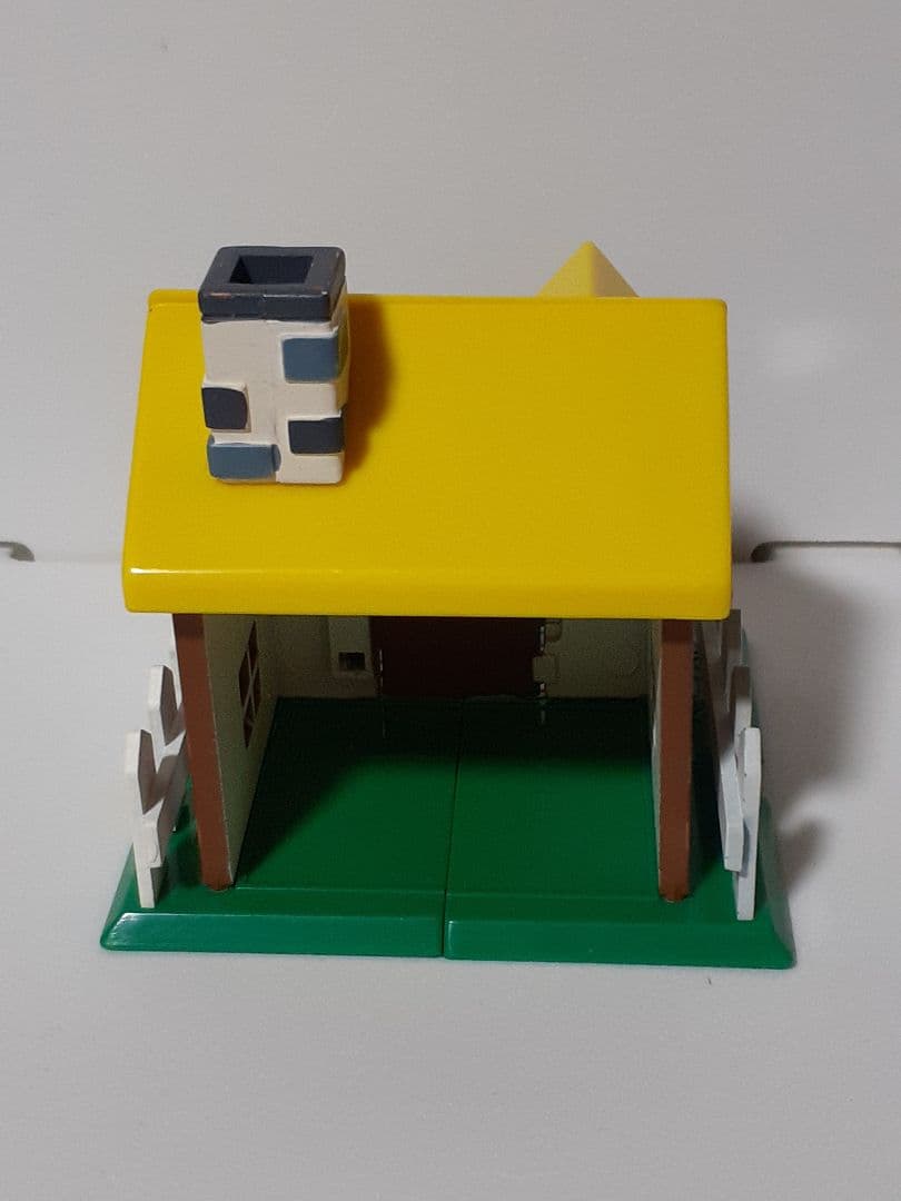 2006年 どうぶつの森 わたしのおうちコレクション 黄色とオレンジ屋根　セット