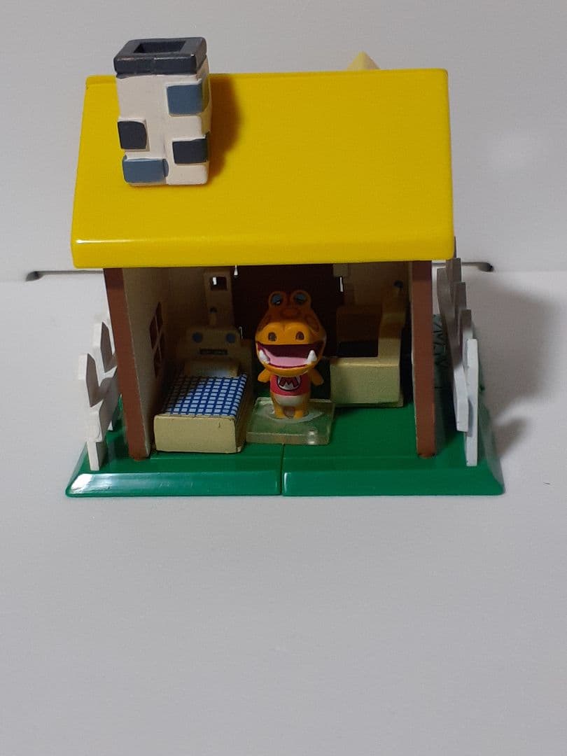 2006年 どうぶつの森 わたしのおうちコレクション 黄色とオレンジ屋根　セット