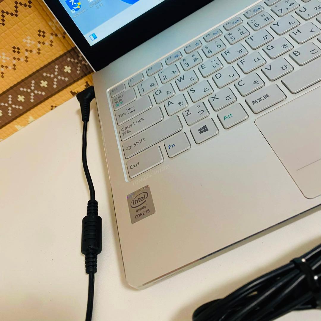 Y156 富士通ノートパソコン i5 SSD高速 WEBカメラWindows11