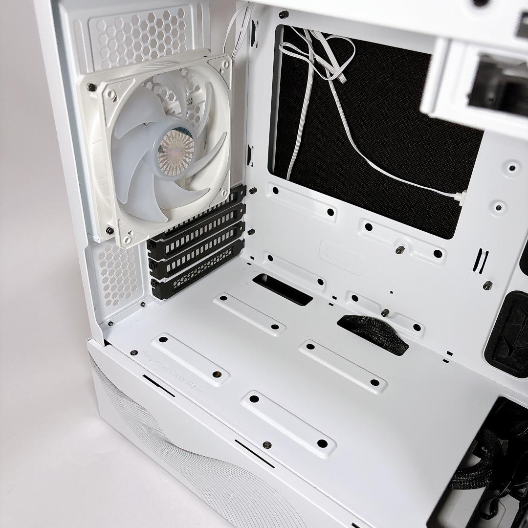 Cooler Master Silencio S400 Sakura PCケース