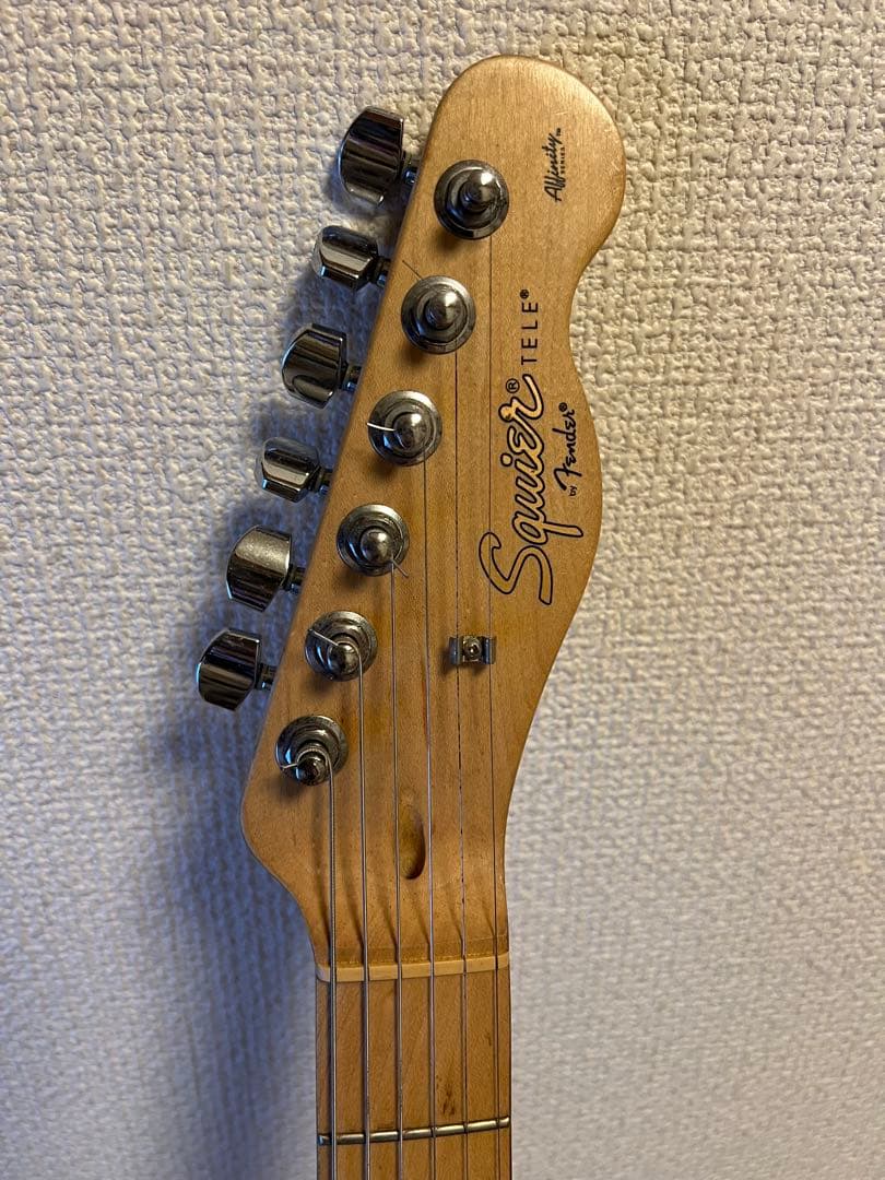 Squier Telecaster エレキギター クリーム色