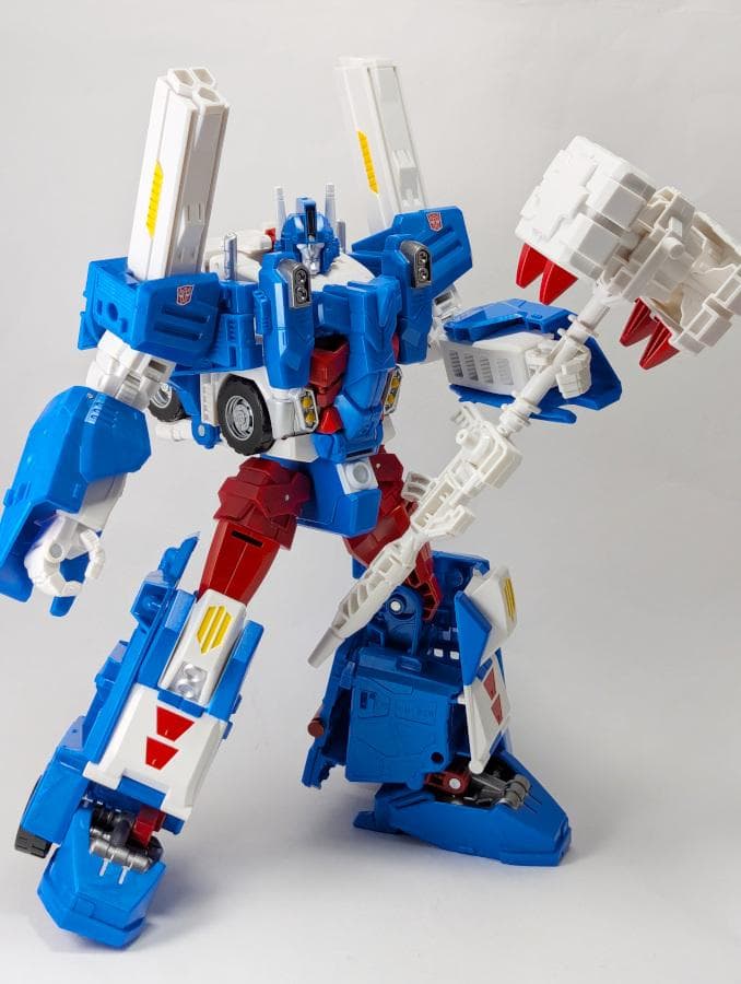 トランスフォーマー レジェンズ　LG-14 ウルトラマグナス