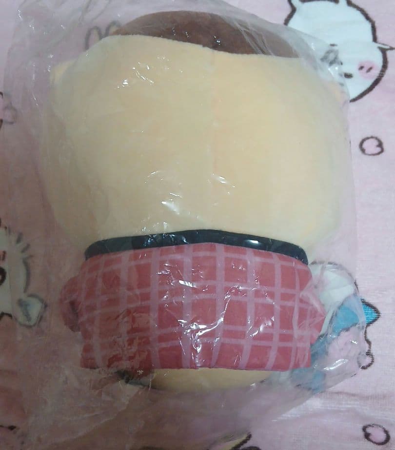 タグ付き　ちいかわ　くりまんじゅうのしっぽり相席ぬいぐるみ　マスコット