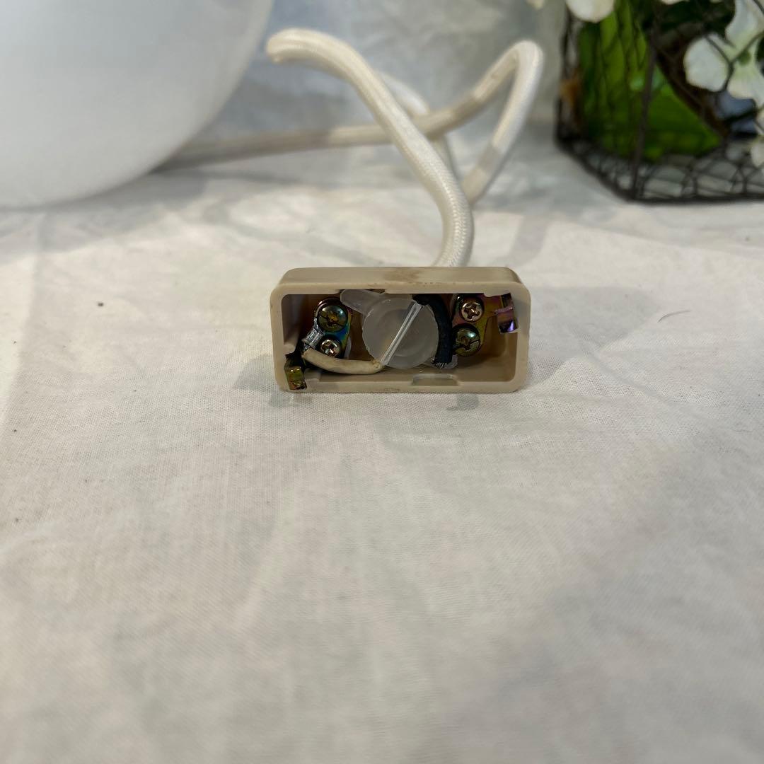 ミッドセンチュリー　北欧　乳白ガラス　ペンダントライト照明　昭和レトロモダン