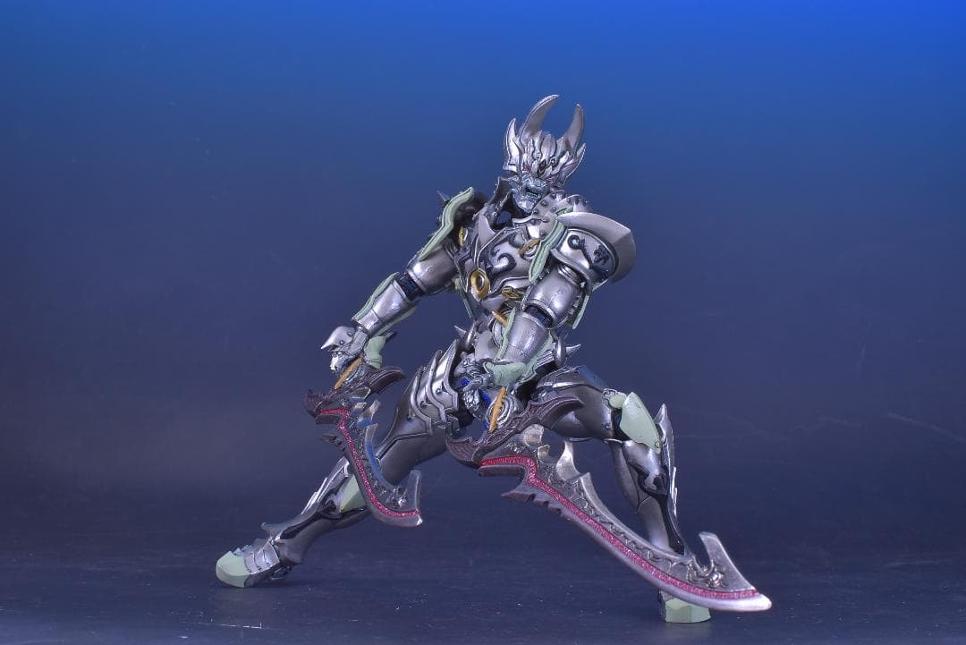 改造品 イクイップ&プロップ　銀牙騎士ゼロ&魔導具シルヴァ 　限定パッケージ版