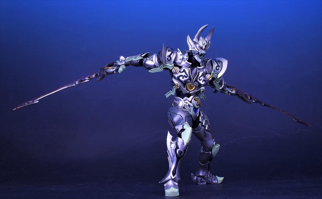 改造品 イクイップ&プロップ　銀牙騎士ゼロ&魔導具シルヴァ 　限定パッケージ版