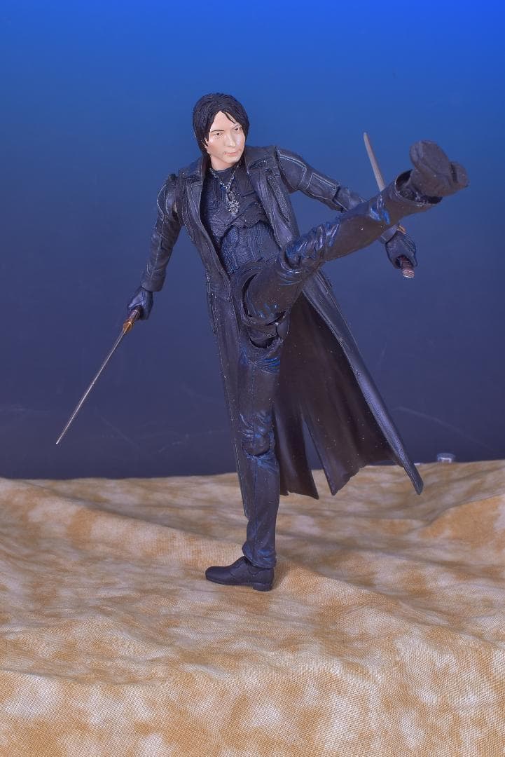 改造品 イクイップ&プロップ　銀牙騎士ゼロ&魔導具シルヴァ 　限定パッケージ版