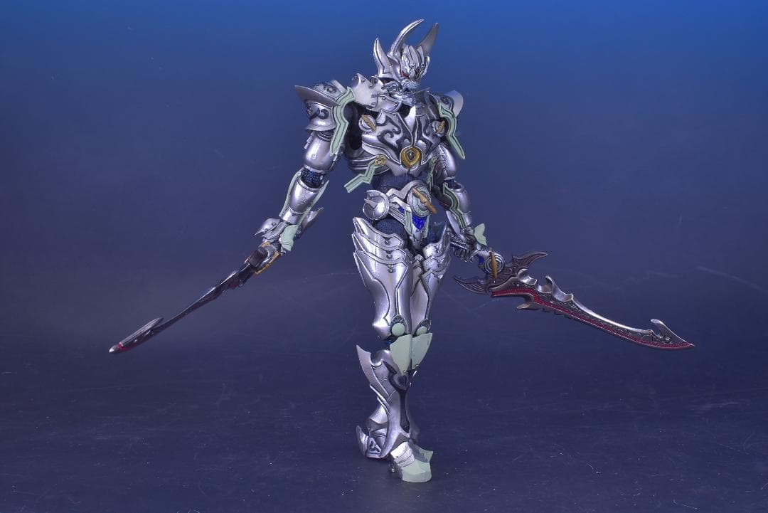 改造品 イクイップ&プロップ　銀牙騎士ゼロ&魔導具シルヴァ 　限定パッケージ版