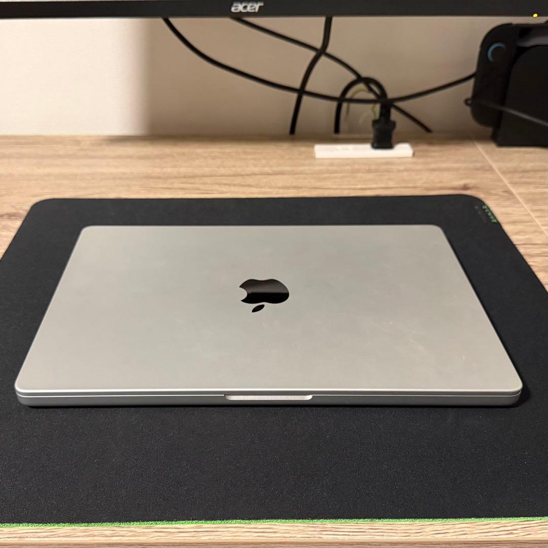 【M2 Pro】 MacBook Pro 16GB 512GB