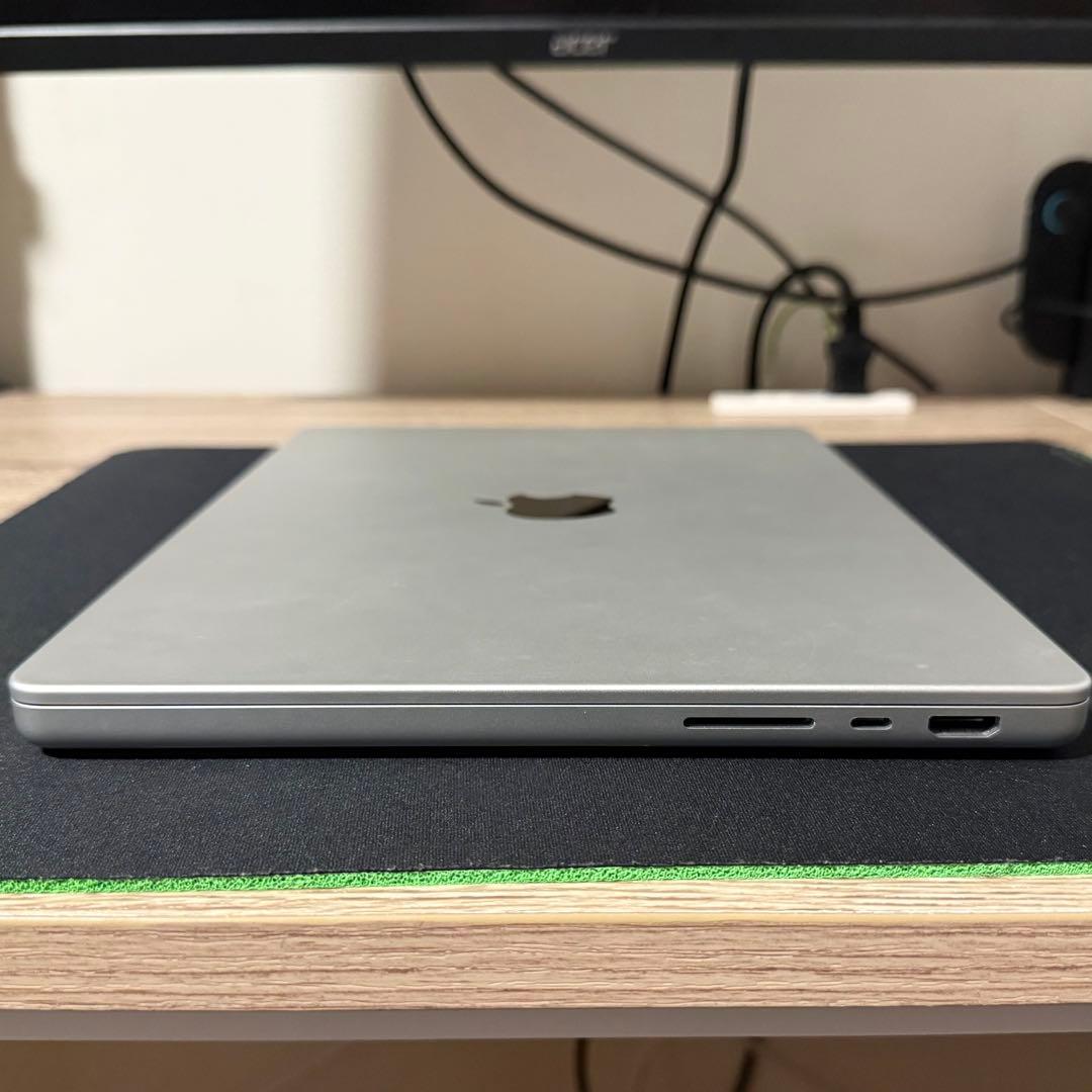 【M2 Pro】 MacBook Pro 16GB 512GB