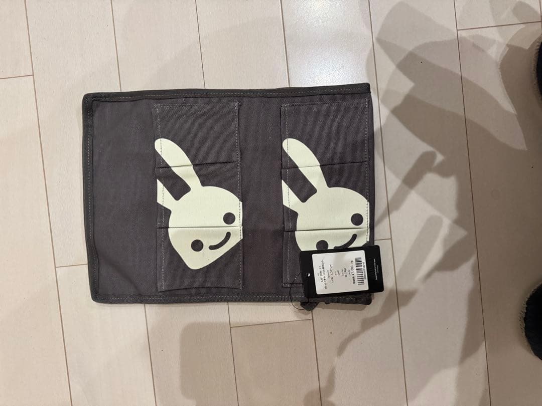 CUNE 5個用ティッシュカバー　ポケット付き　グレー