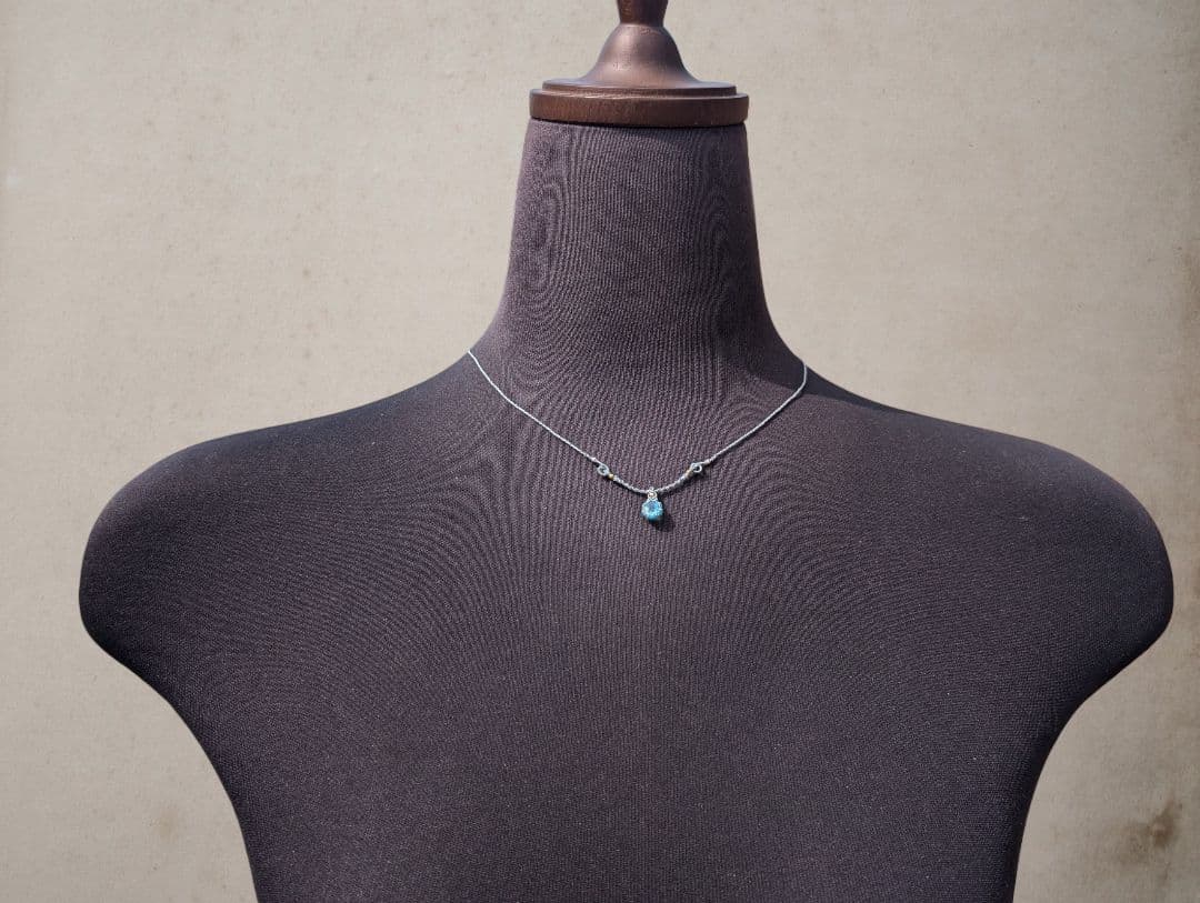 アパタイトのマクラメネックレス