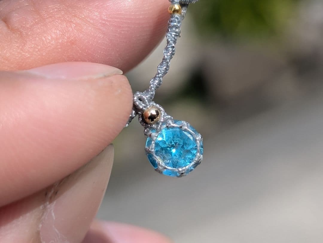 アパタイトのマクラメネックレス