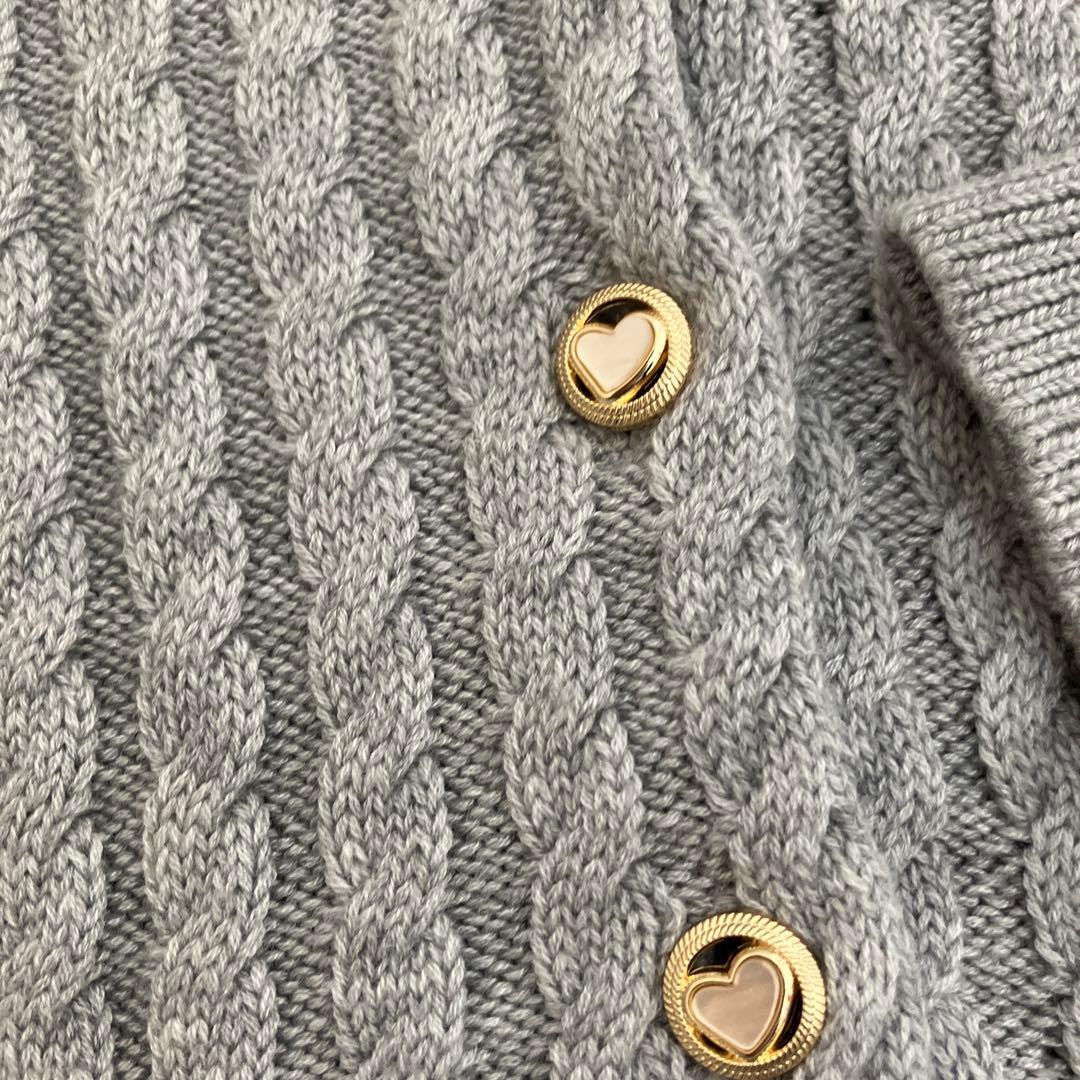 ノベルティ　グレー ケーブル編み カーディガン