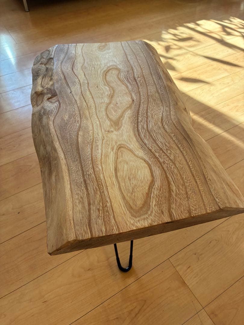 【一点物】国産欅（ケヤキ）無垢材 耳付きサイドテーブル アイアンレッグ