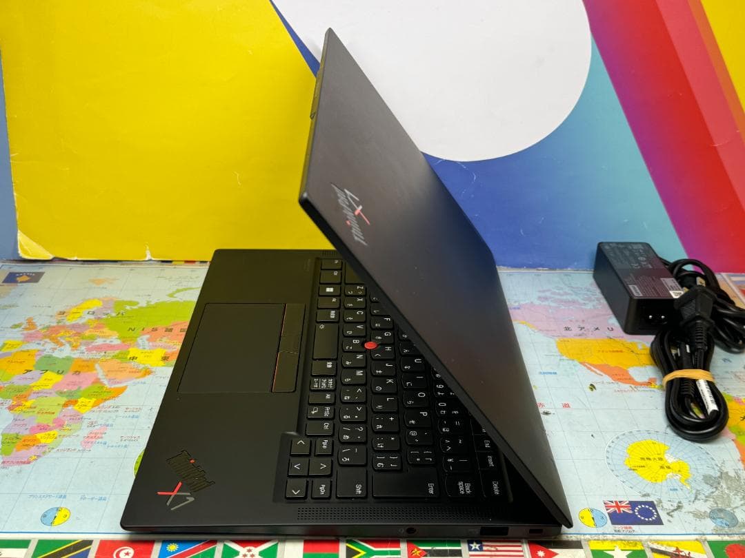 32GB 第12世代 i7 X1 Carbon 美品 P3 1TB ノートPC