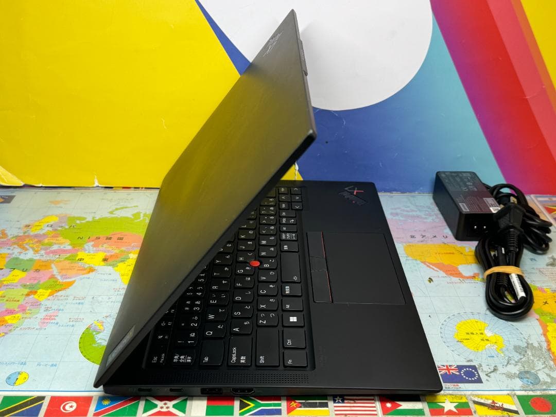 32GB 第12世代 i7 X1 Carbon 美品 P3 1TB ノートPC