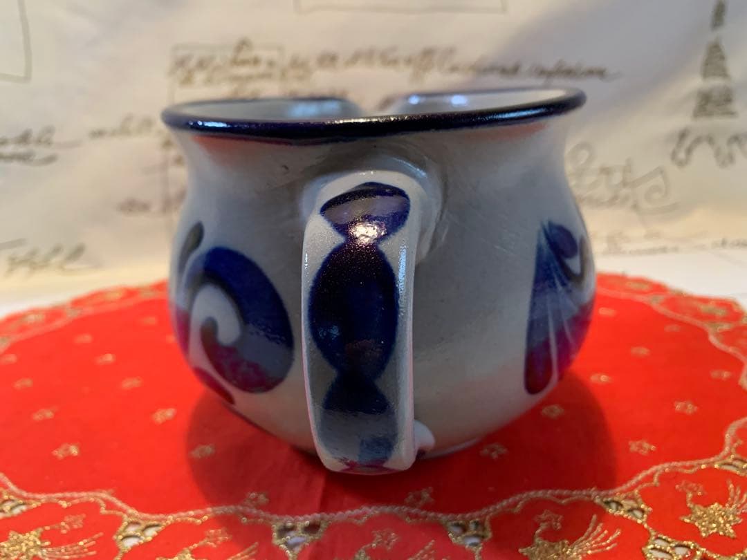 ドイツ製陶器　水差しの形ソース入グリーンを入れたり野菜、果物、お菓子色々入れて！