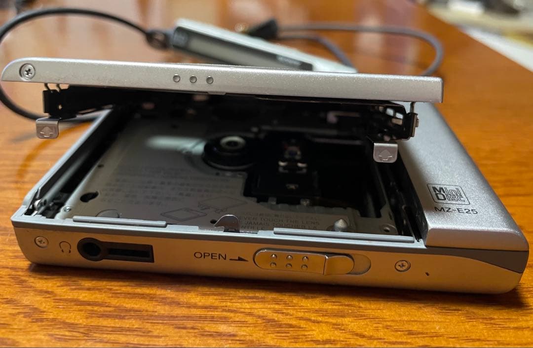 コ*ウ様 SONY MZ-E25 MDウォークマン 中古