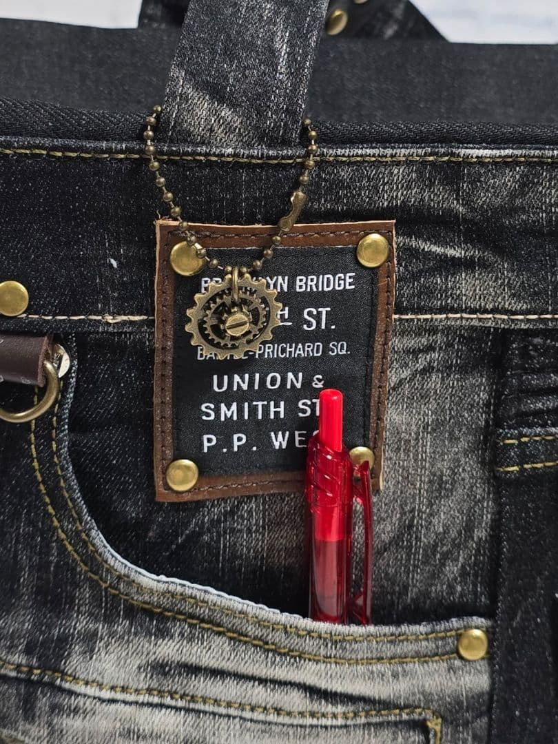 大きめ デニムリメイクバッグ 上部ファスナー メンズ COOL 底板付き