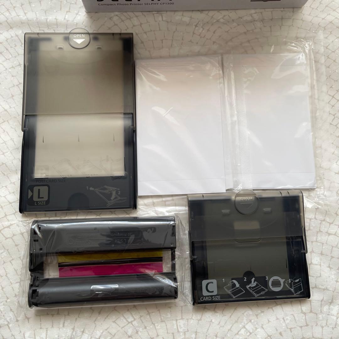 Canon コンパクトフォトプリンター SELPHY CP1300 付属品あり