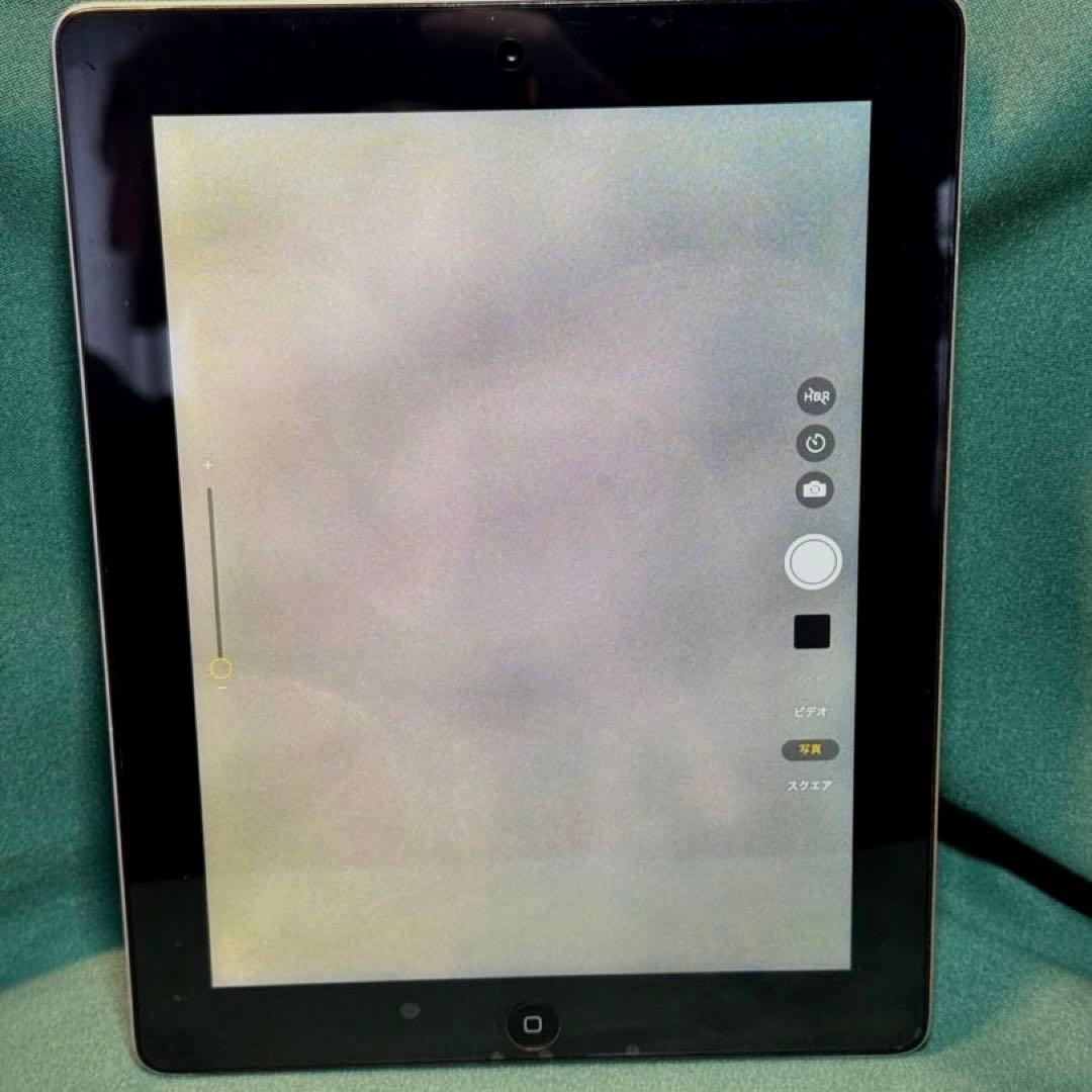 Apple iPad 第4世代 Wi-Fiモデル 32GB MD511J/A