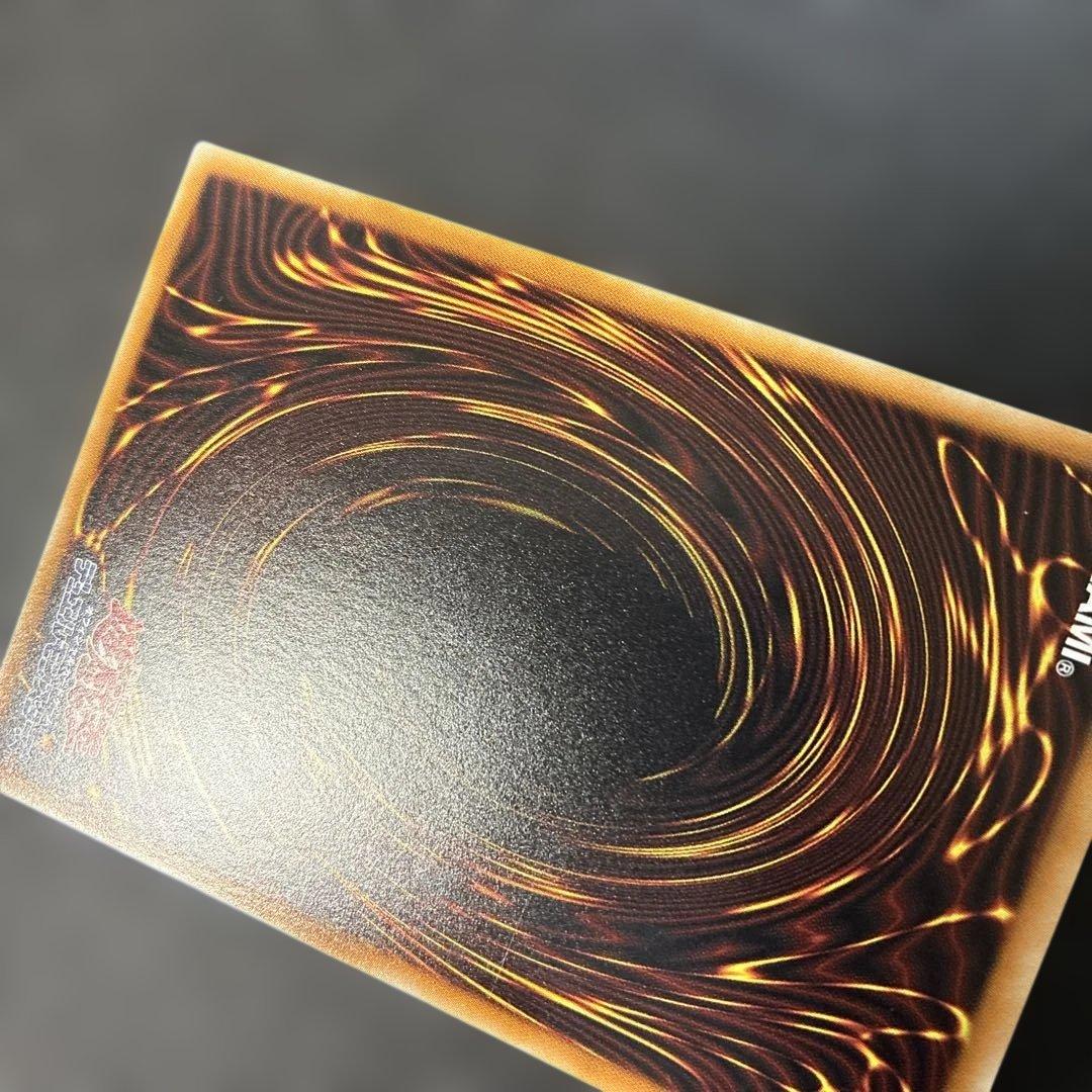 遊戯王　ブラック・マジシャン ホロ　20AP-JP101 4l