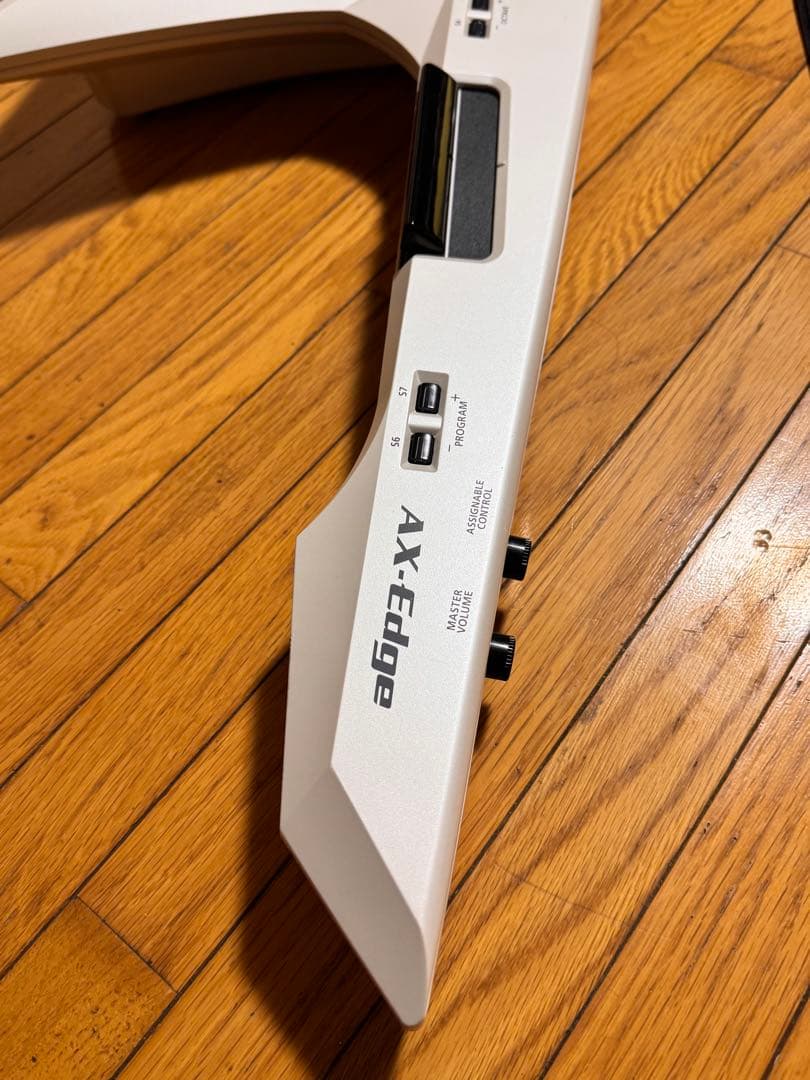 Roland AX-Edge ショルダーキーボード