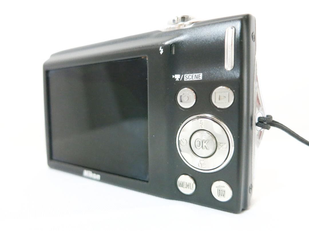 デジタルカメラ Nikon COOLPIX S3000 シルバー ※電池なし