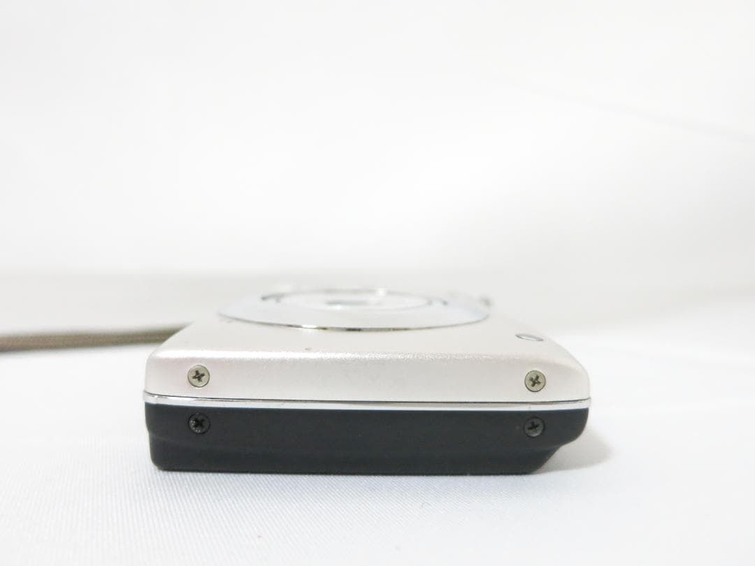 デジタルカメラ Nikon COOLPIX S3000 シルバー ※電池なし