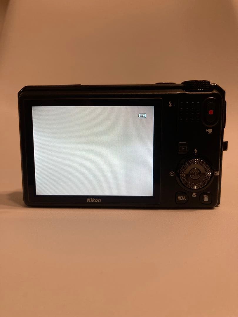 オマケ付き　美品　Nikon COOLPIX S9100