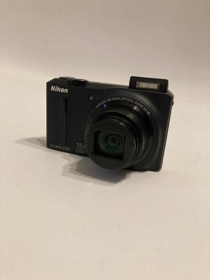オマケ付き　美品　Nikon COOLPIX S9100