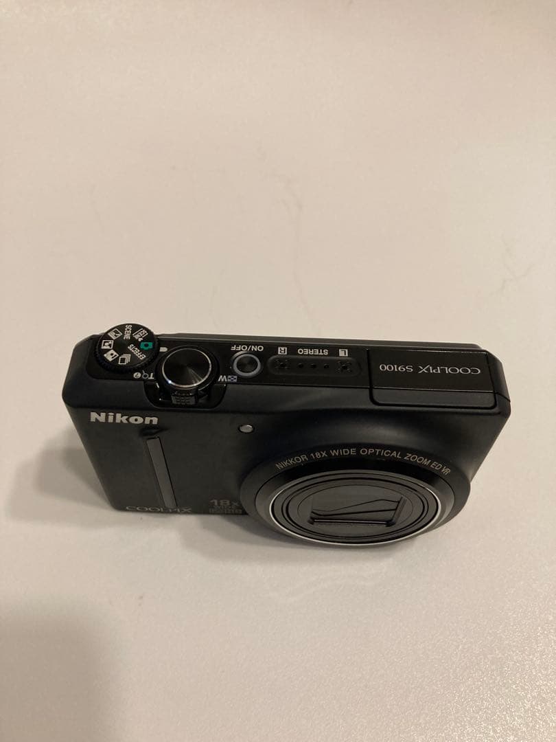 オマケ付き　美品　Nikon COOLPIX S9100