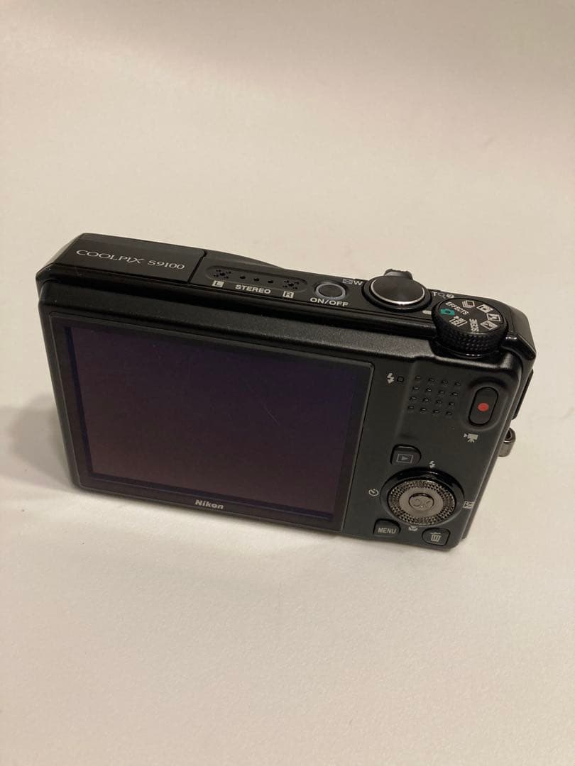 オマケ付き　美品　Nikon COOLPIX S9100