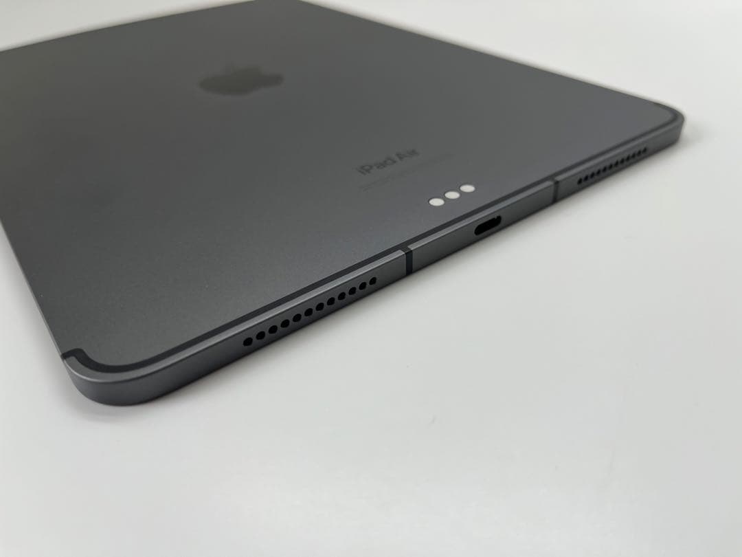 美品 iPad Air 第5世代 Wi-Fi+Cellular 256GB