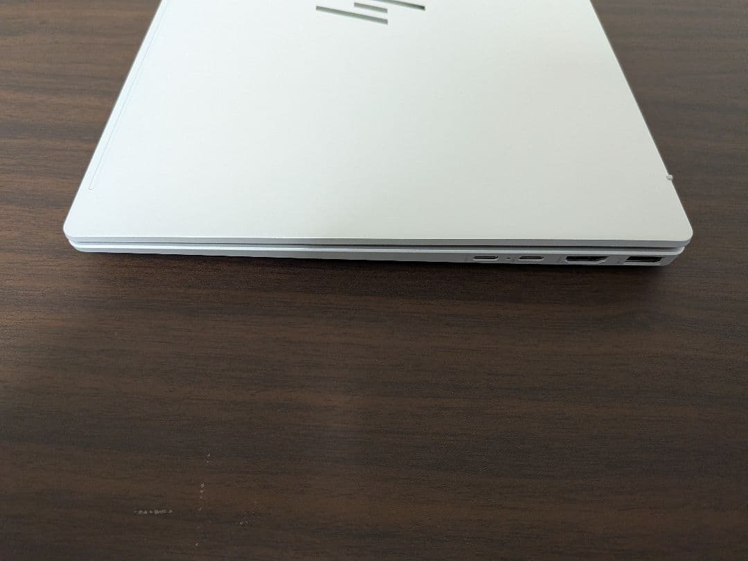 【ほぼ新品】HP OmniBook 7 Aero 13-bg 1000AU