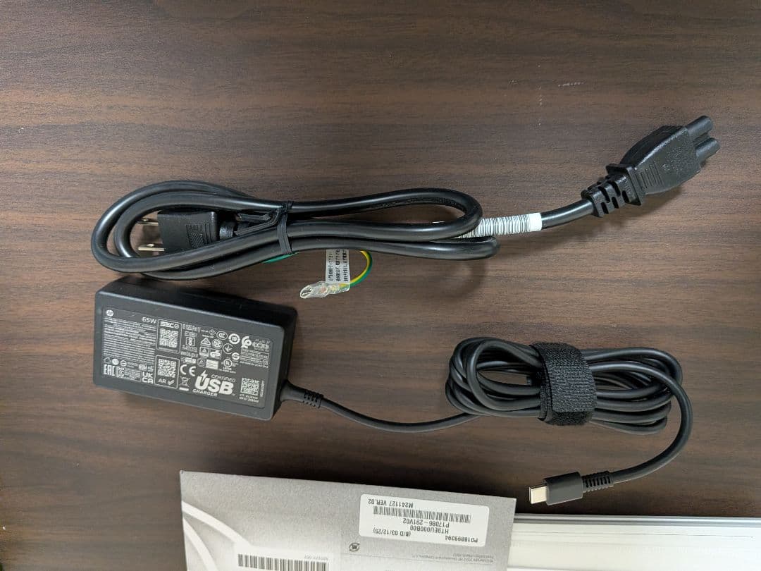 【ほぼ新品】HP OmniBook 7 Aero 13-bg 1000AU
