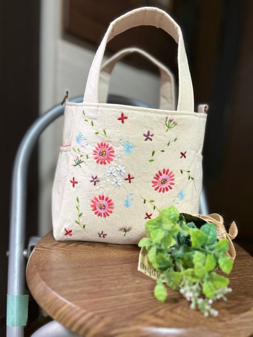 花柄刺繍トートバッグフリルショルダー