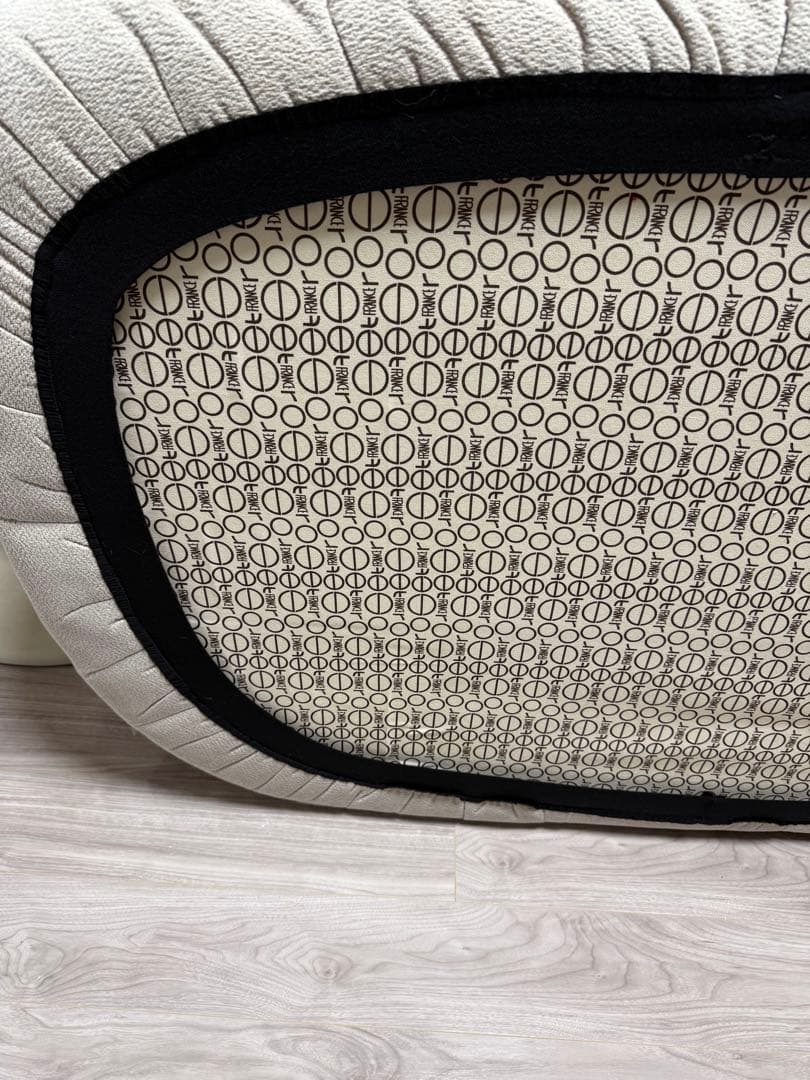 2024年製リーンロゼ　2ｐソファ　ブリガンタン