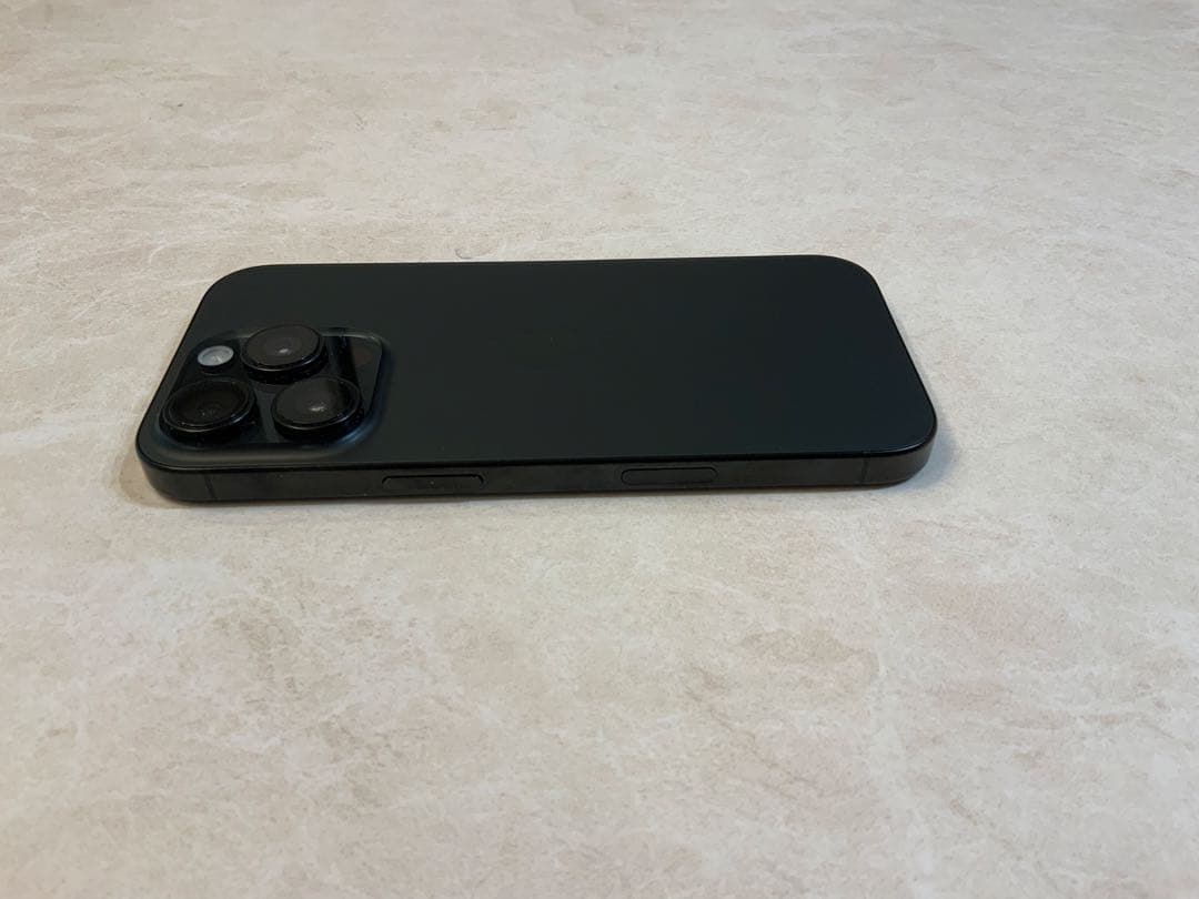 【美品】Apple iPhone 16 Pro 256G