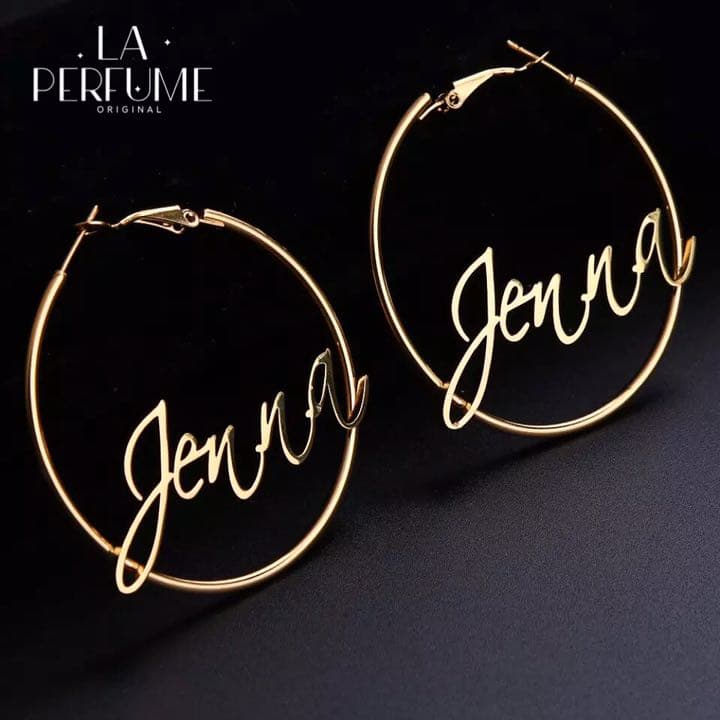 名入れ♡フープピアス✨存在感大♡イニシャル✨オリジナル カスタムピアス シンプル