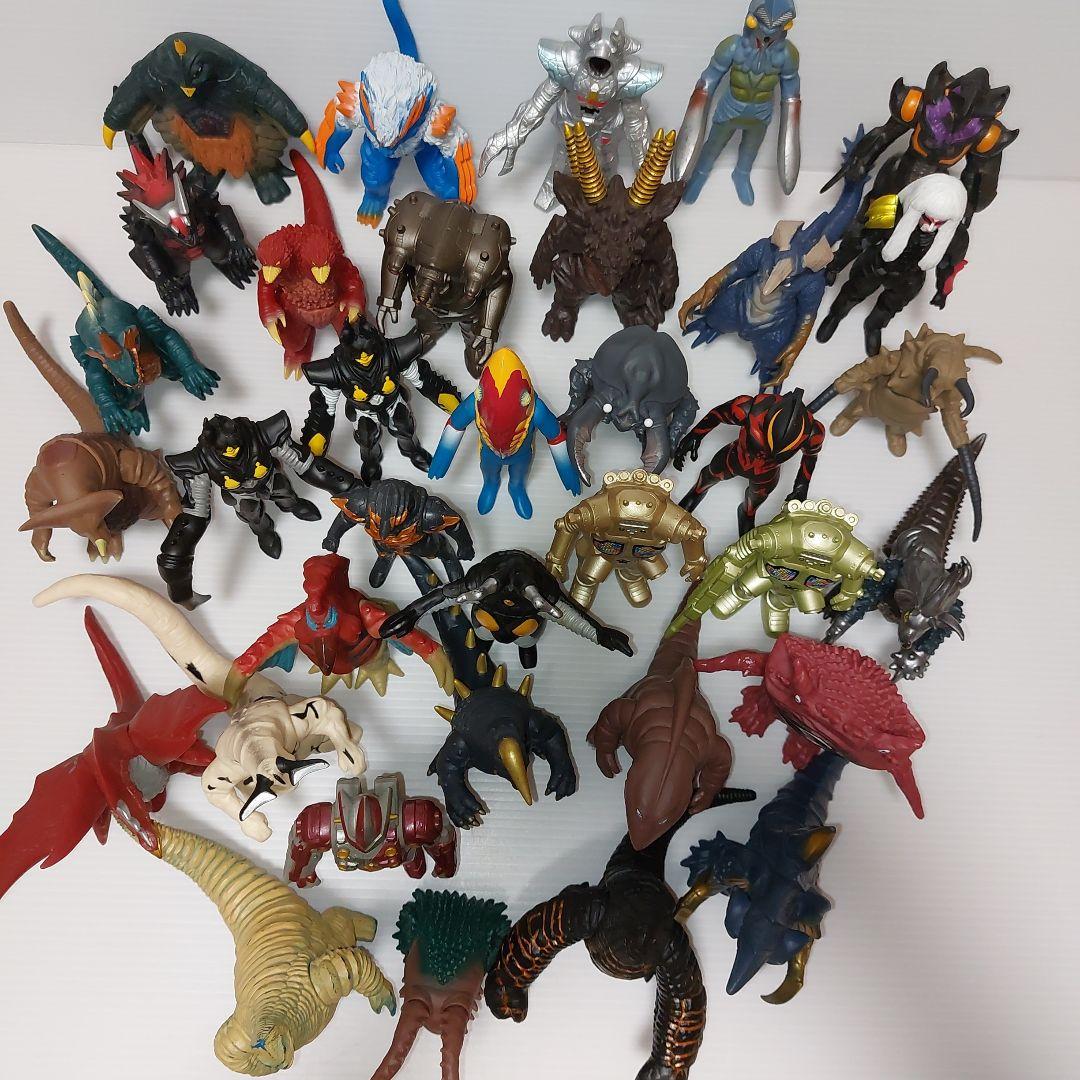 ウルトラマン　怪獣シリーズ　ウルトラ怪獣500　35体　まとめ売り！