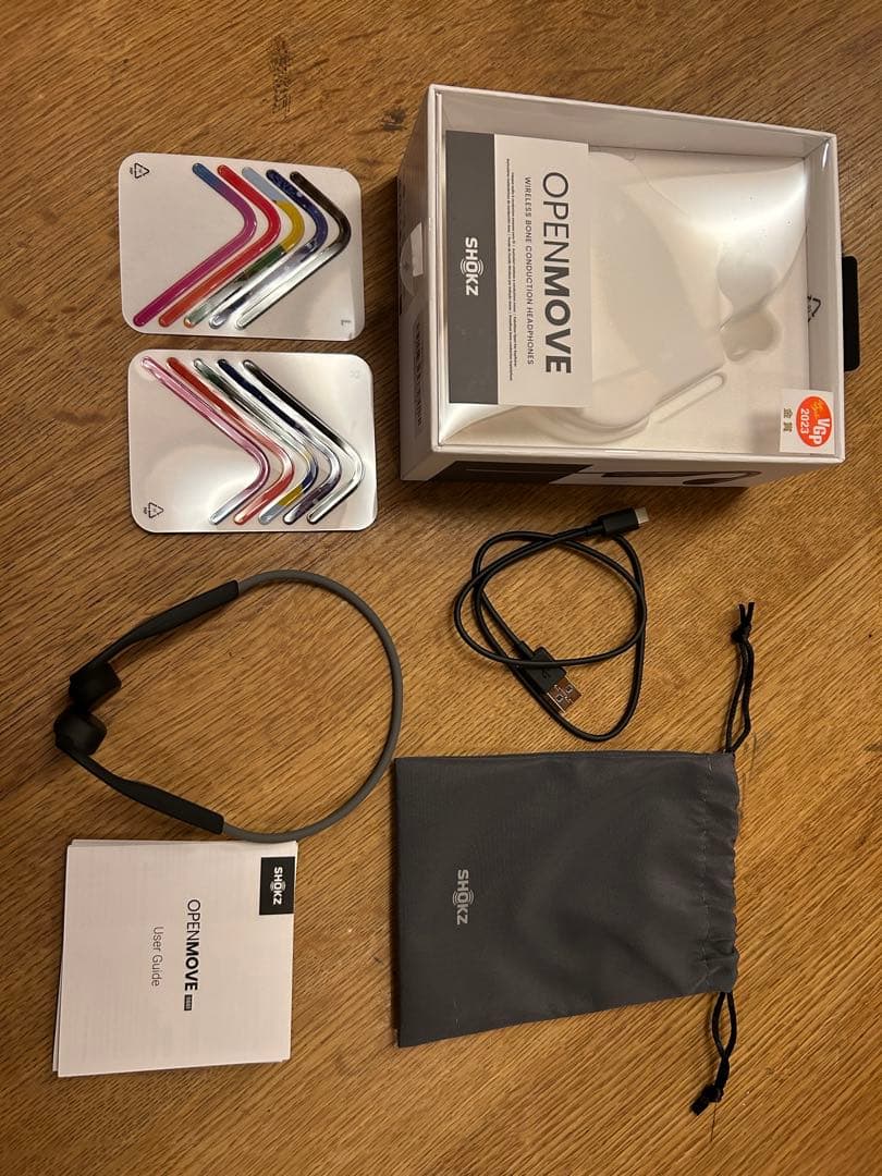 にっく　SHOKZ OPENMOVE 骨伝導イヤホン グレー